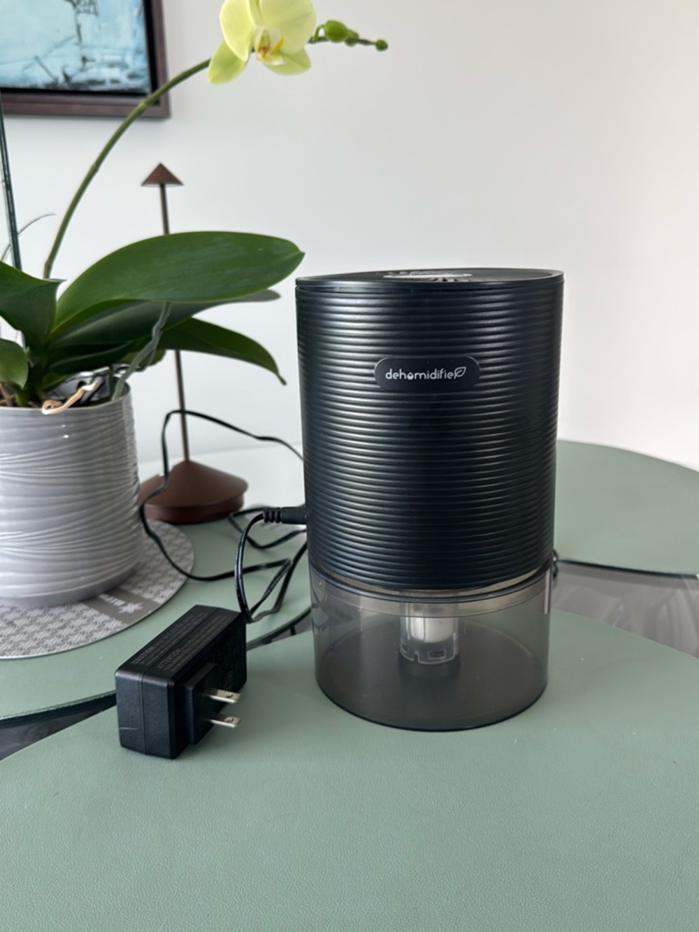 Closet Dehumidifier – Compact Moisture Remover